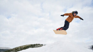 Vacances d'hiver : Comment acheter un snowboard performant sans exploser son budget ?