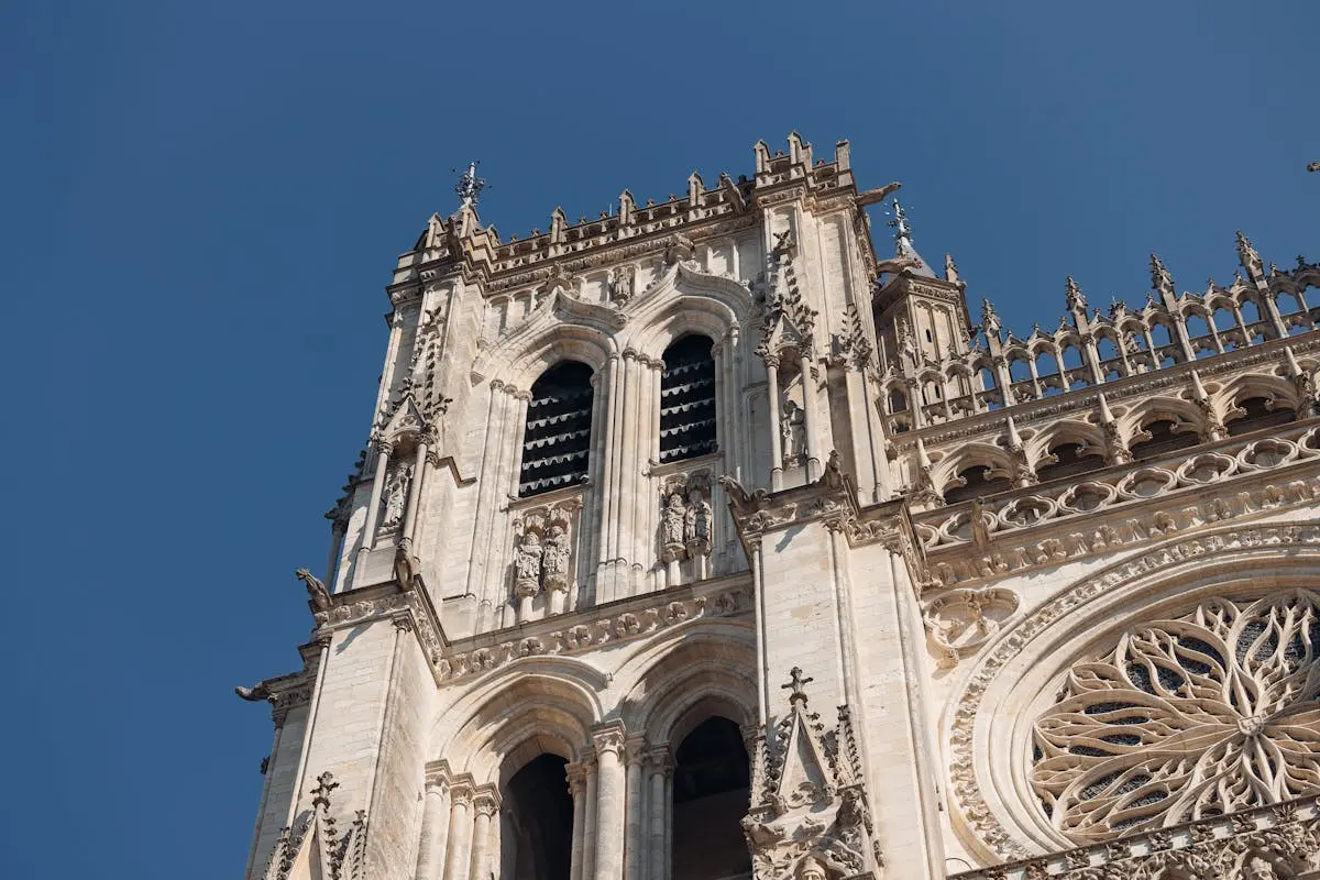 Tour gothique de la cathédrale d'Amiens