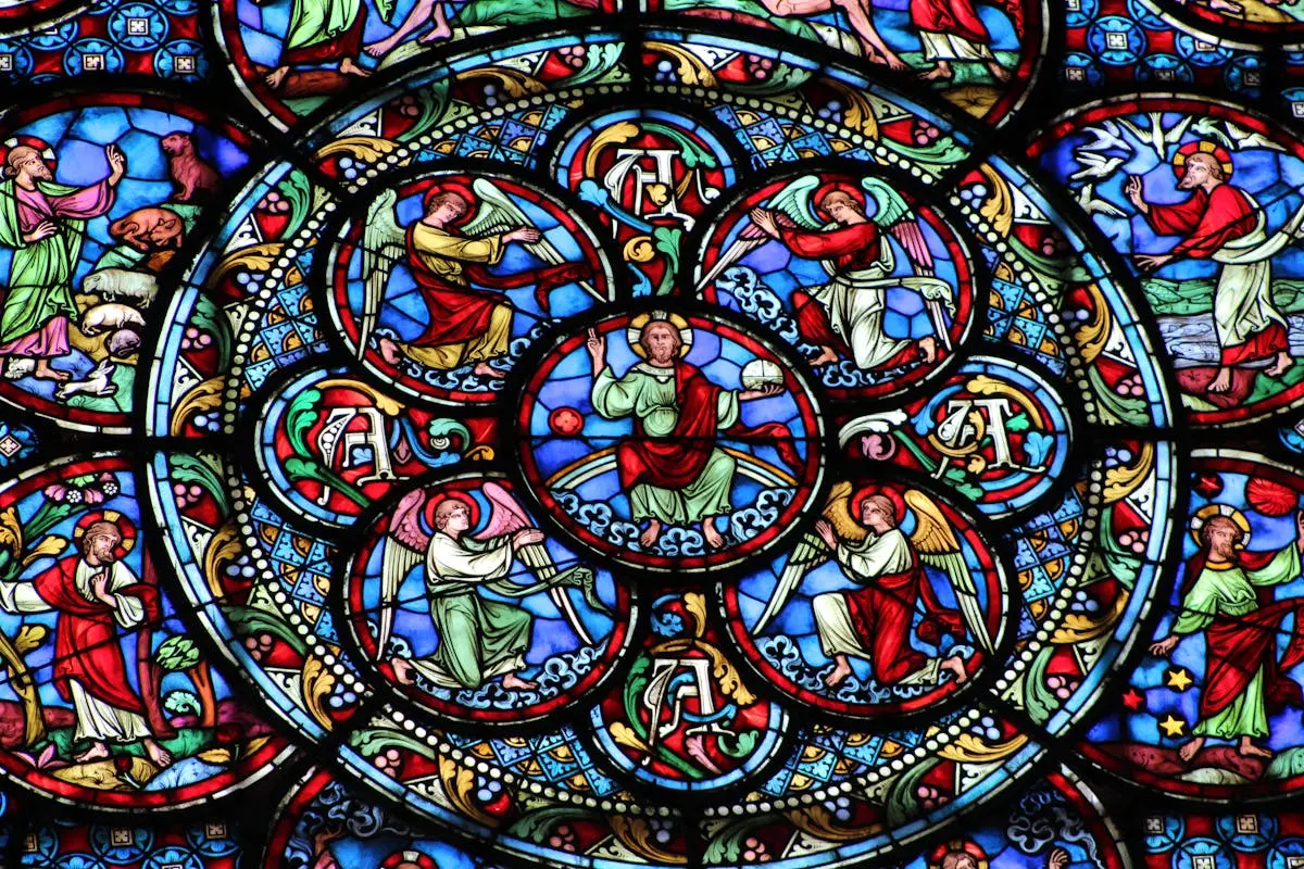 Vitraux gothiques de la cathédrale Notre-Dame de Chartres