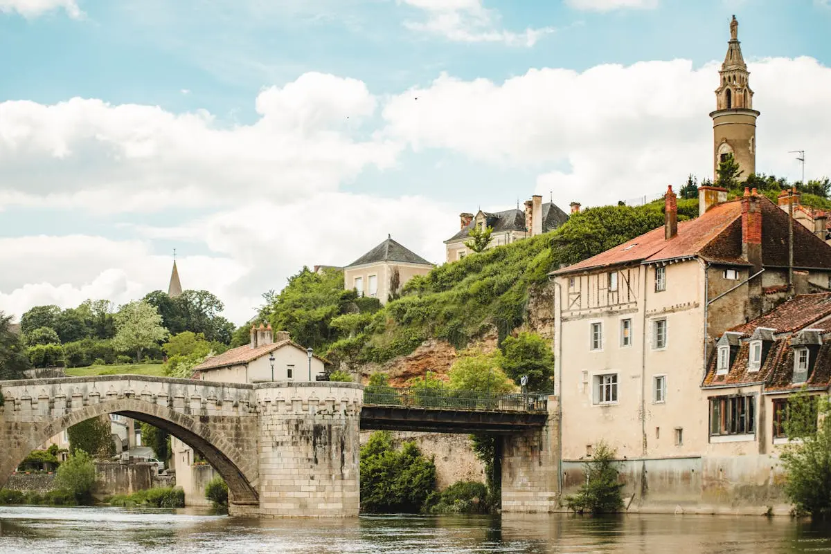 Pont de pierre historique en Limousin - Limoges