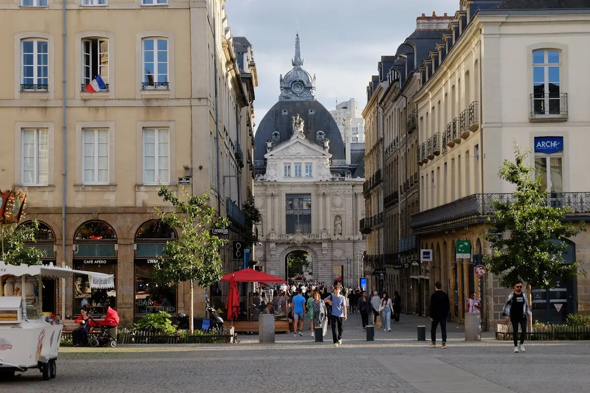 Rues du centre-ville de Rennes en Bretagne
