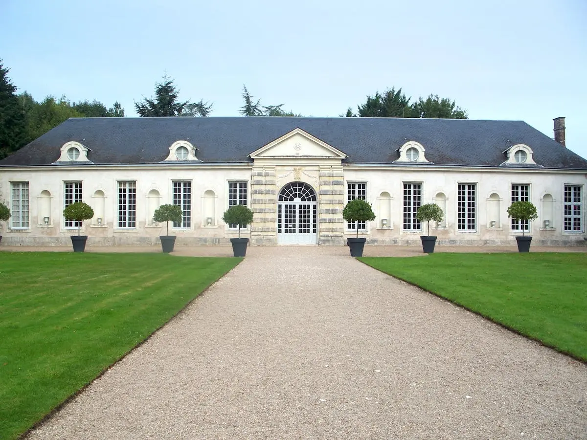 Entrée d'un manoir classique français - Rueil-Malmaison