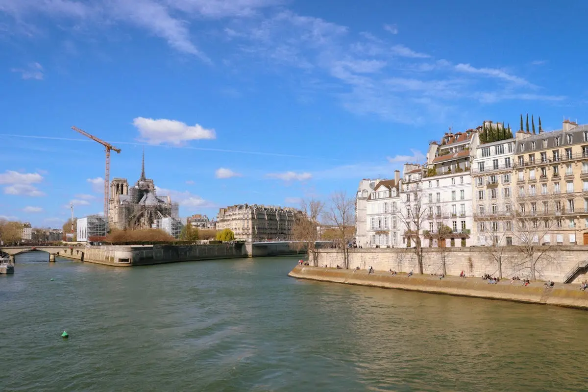 Seine et architecture parisienne - banlieue sud Vitry